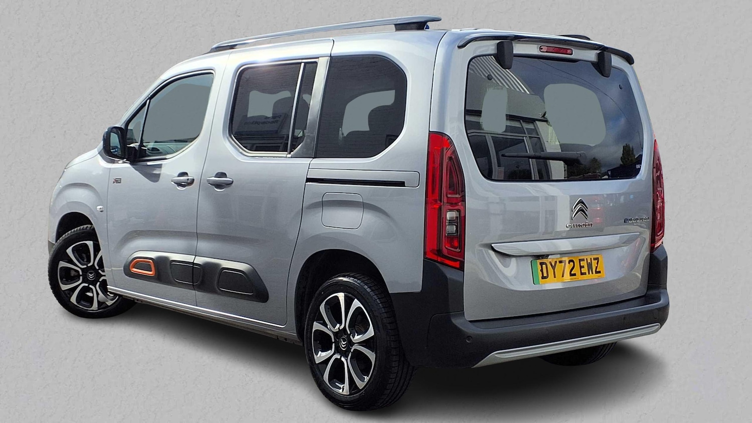 Used Citroen Berlingo 2022 for sale - 76598330: Photo 2