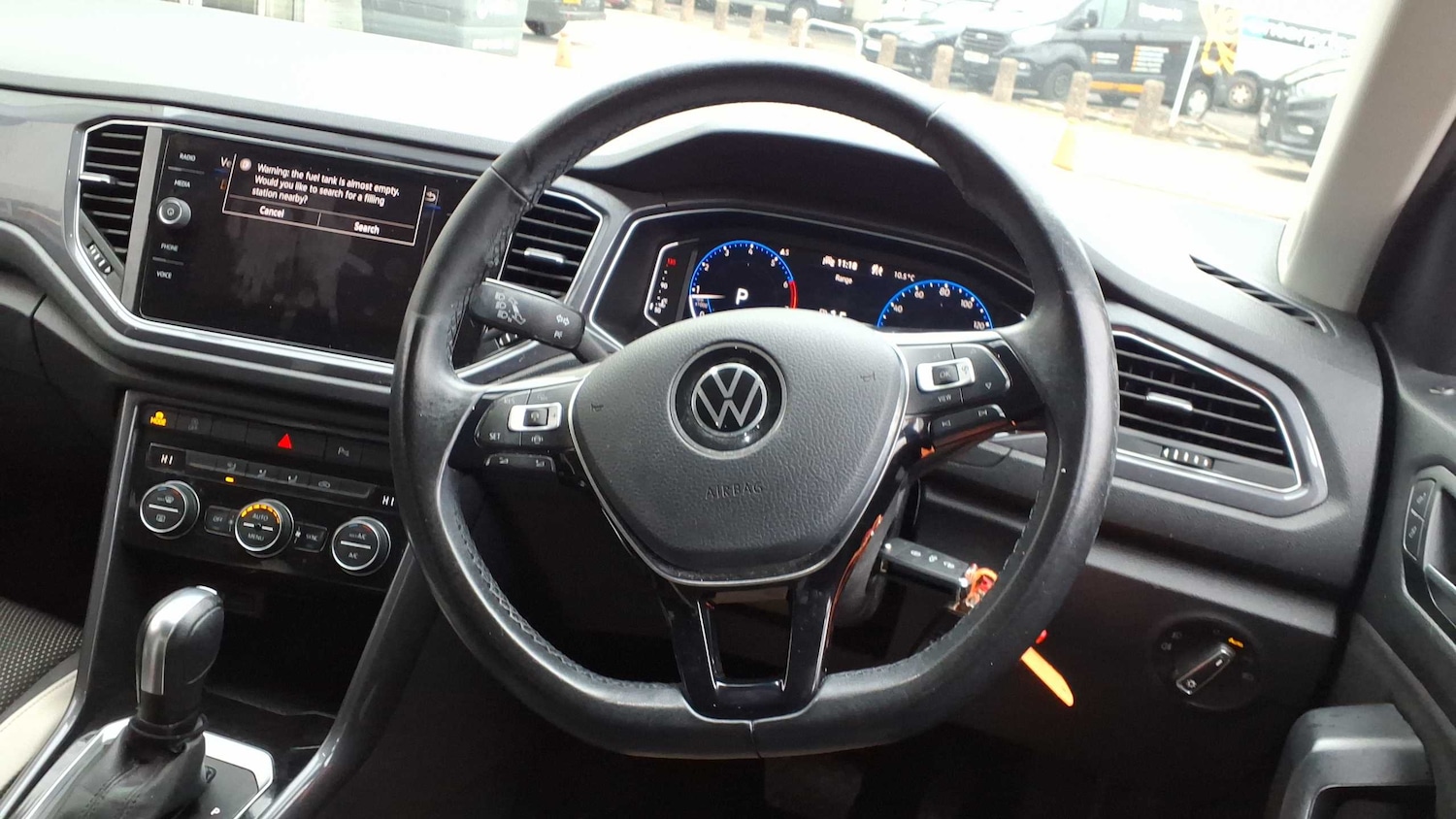 Used Volkswagen T-Roc 2021 for sale - 77628186: Photo 9