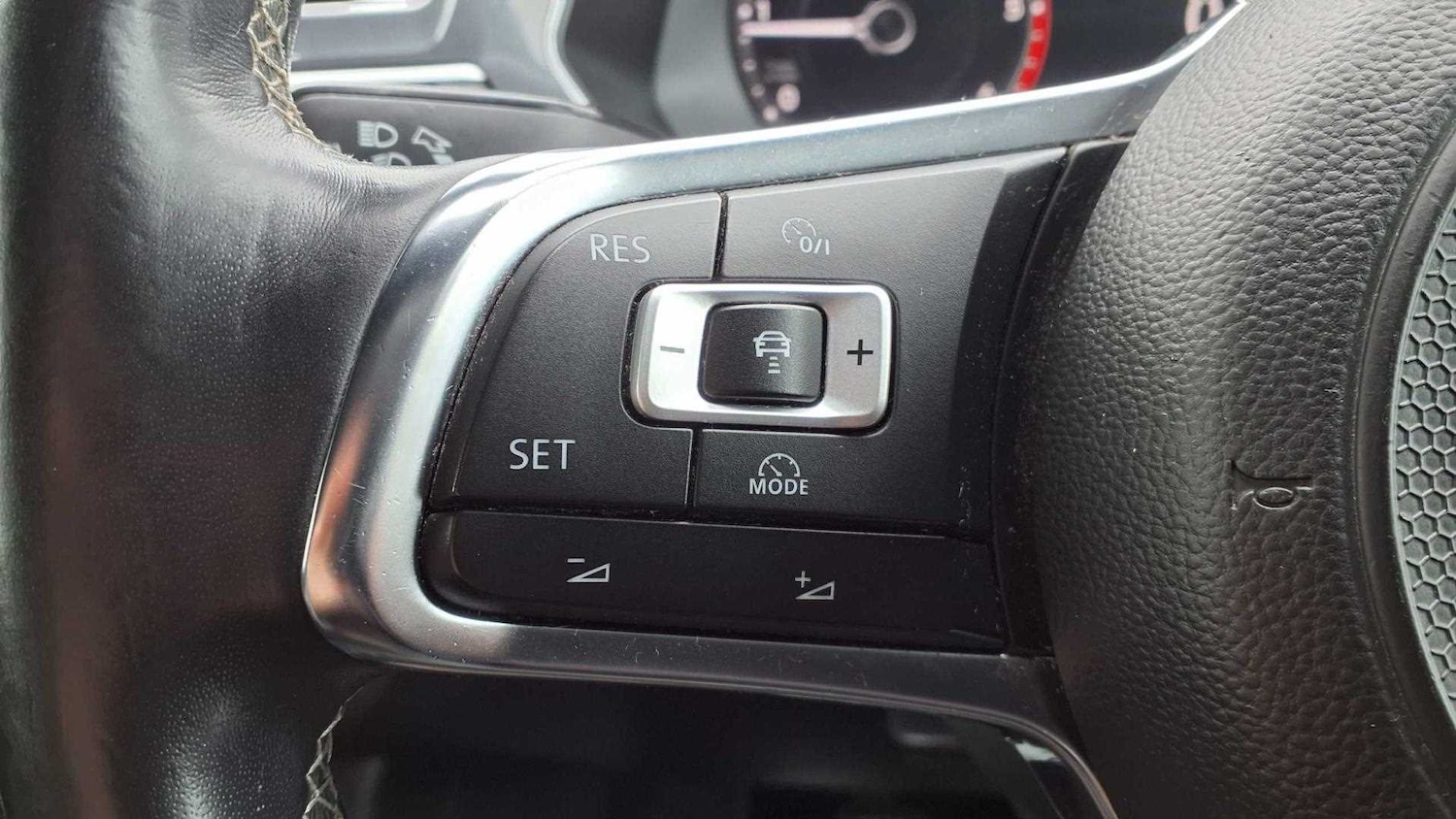 Used Volkswagen Tiguan 2018 for sale - 76316116: Photo 20