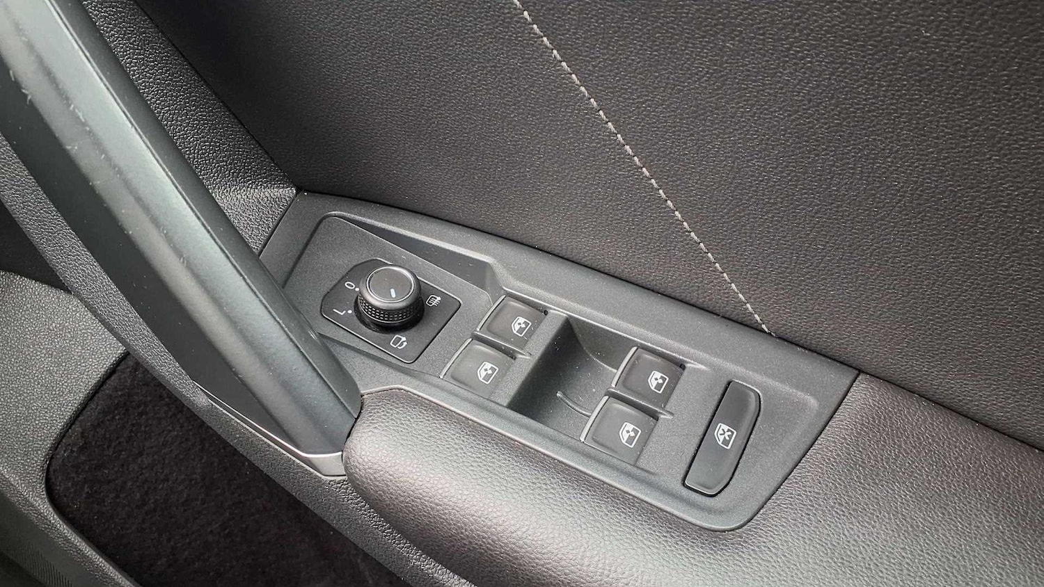 Used Volkswagen Tiguan 2018 for sale - 76316116: Photo 28
