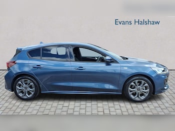Used Ford Focus 2023 for sale - 79319833: Photo