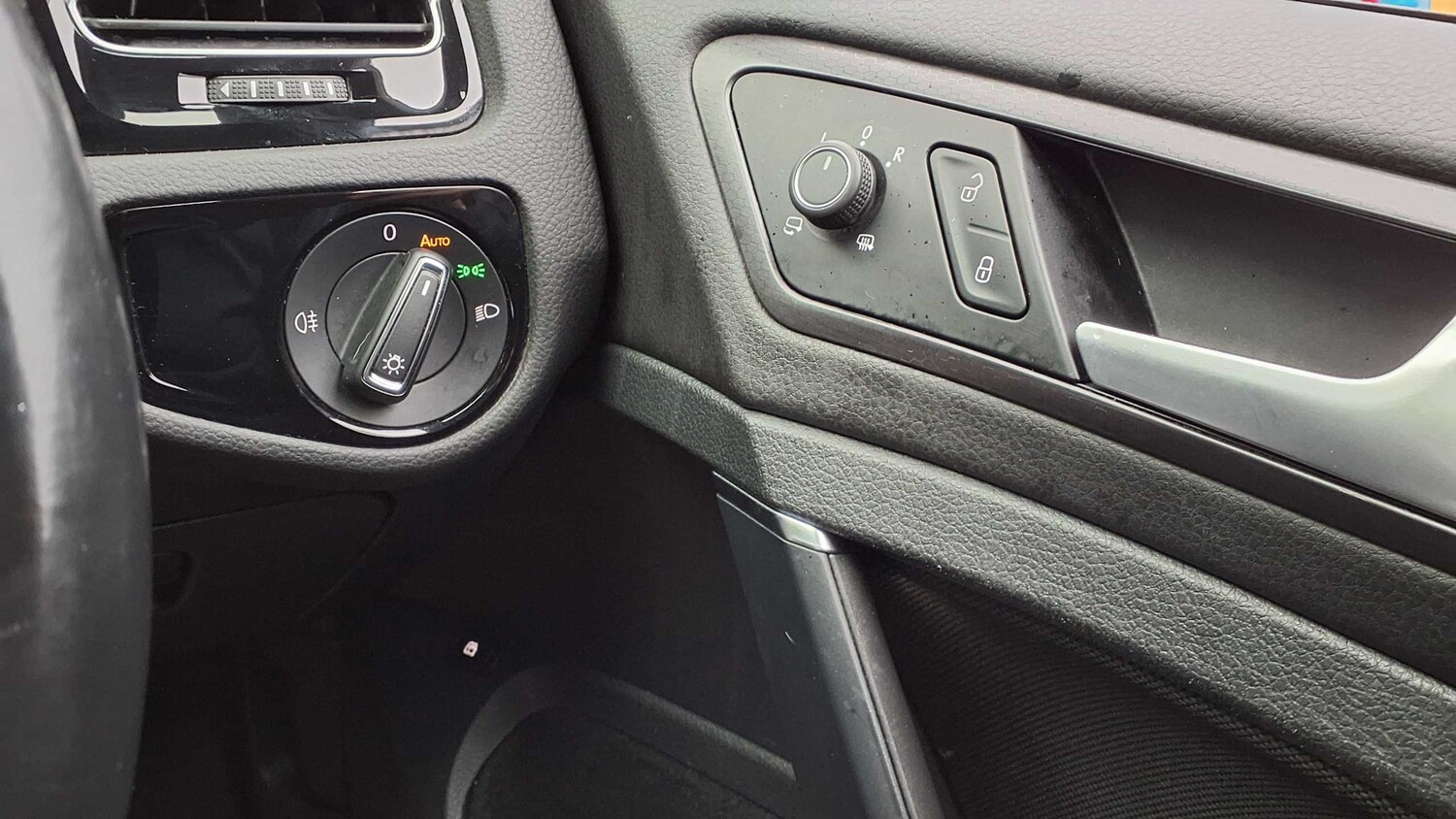 Used Volkswagen Golf 2020 for sale - 77810814: Photo 17