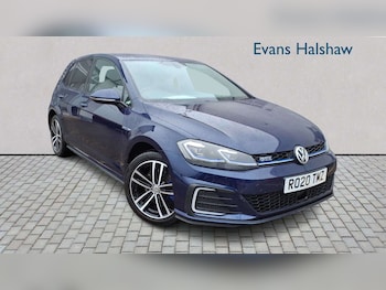 Used Volkswagen Golf 2020 for sale - 77810814: Photo