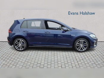 Used Volkswagen Golf 2020 for sale - 77810814: Photo