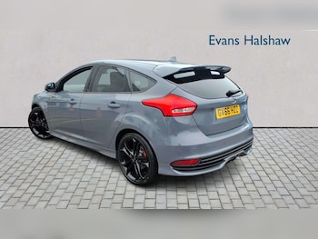 Used Ford Focus 2017 for sale - 78161498: Photo