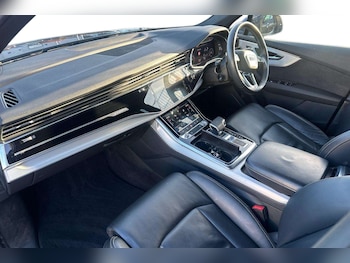 Used Audi Q7 2020 for sale - 78303074: Photo