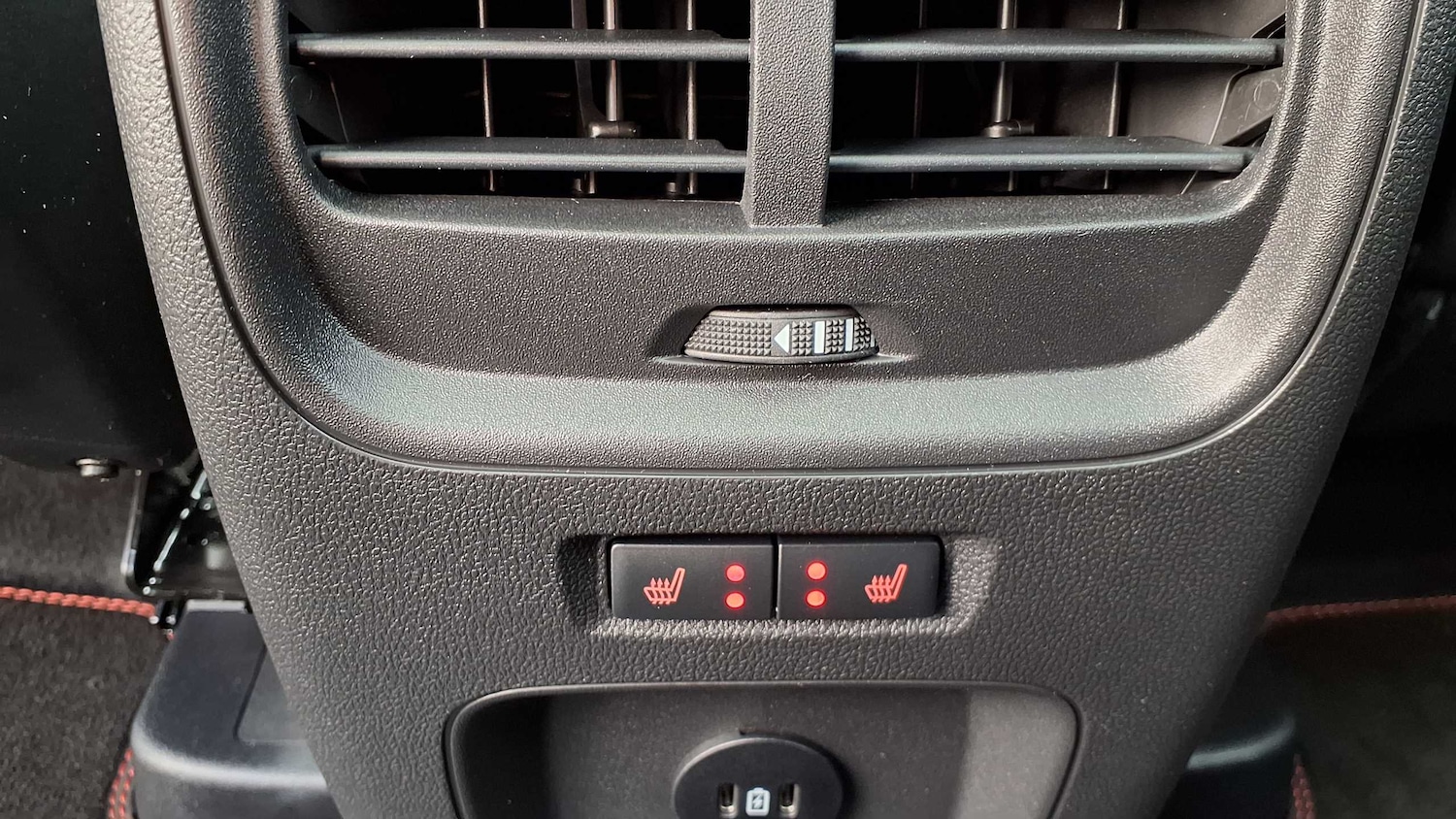 Used Ford Kuga 2025 for sale - 76978846: Photo 15