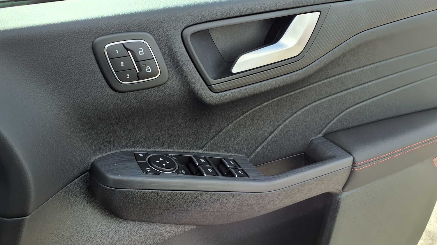 Used Ford Kuga 2025 for sale - 76978846: Photo 26