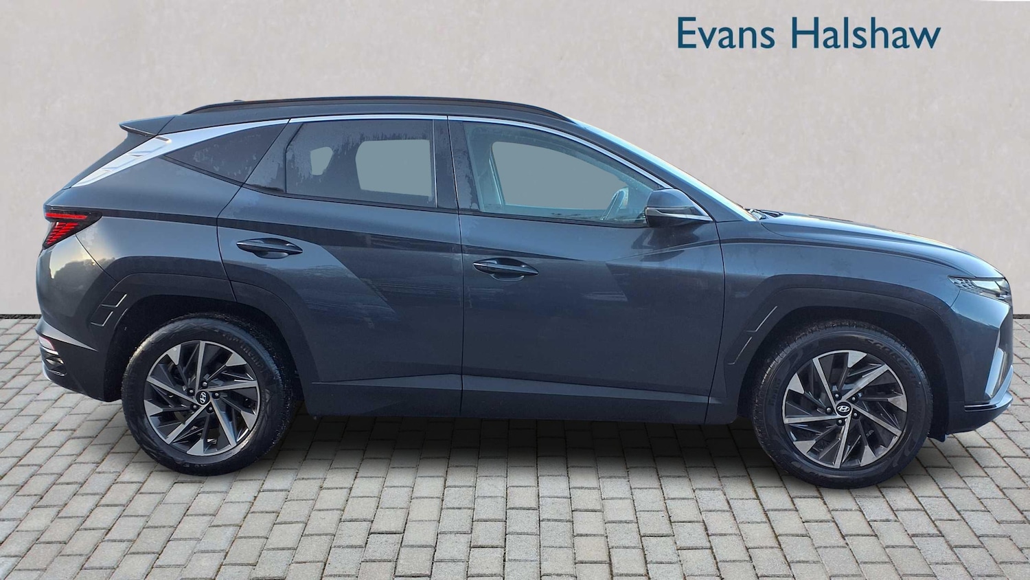 Used Hyundai TUCSON 2022 for sale - 76610487: Photo 2