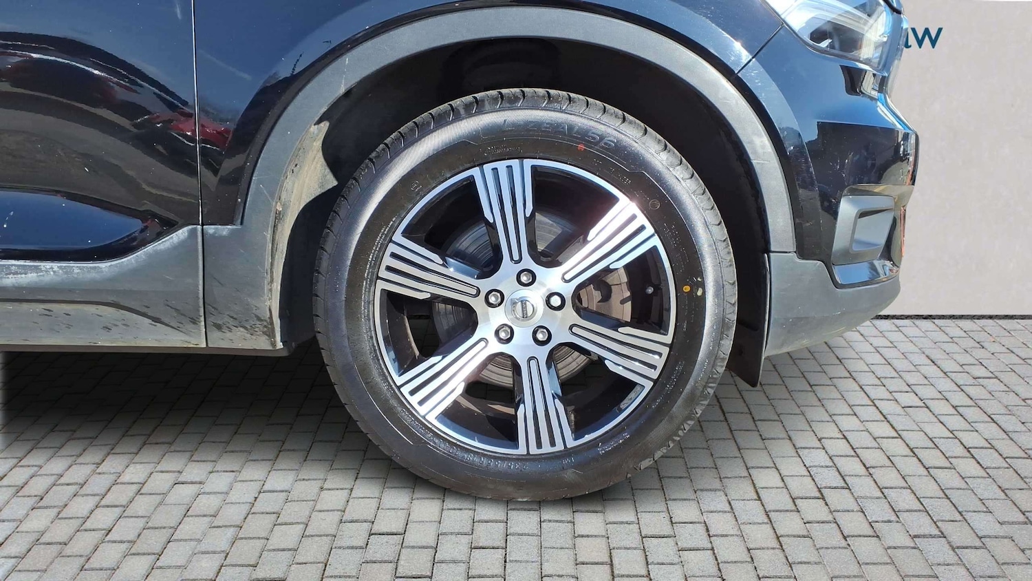 Used Volvo XC40 2020 for sale - 77810940: Photo 6