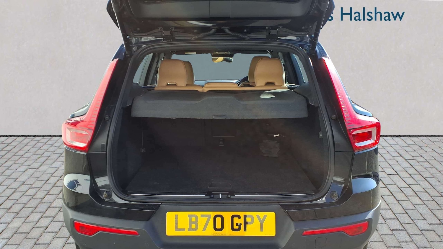 Used Volvo XC40 2020 for sale - 77810940: Photo 7