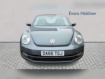 Used Volkswagen Beetle 2016 for sale - 79486852: Photo