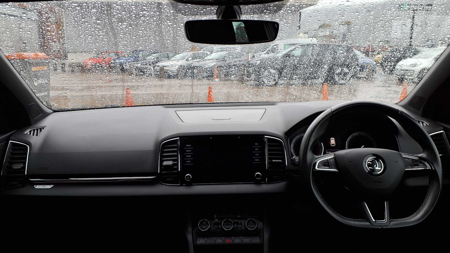 Used Skoda Karoq 2019 for sale - 76390752: Photo 12