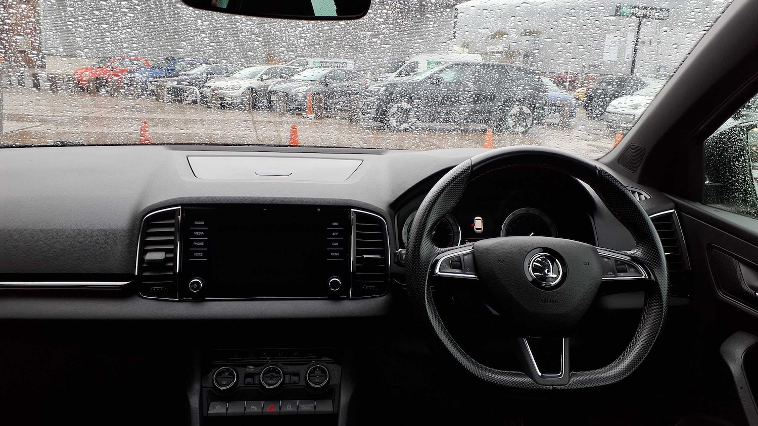 Used Skoda Karoq 2019 for sale - 76390752: Photo 13