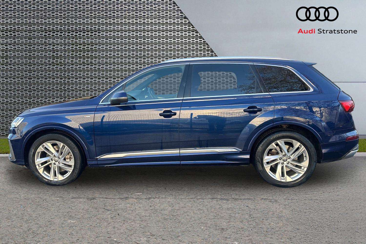 Used Audi Q7 2020 for sale - 77233126: Photo 8
