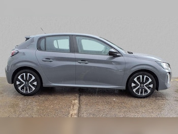 Used Peugeot 208 2024 for sale - 75918035: Photo