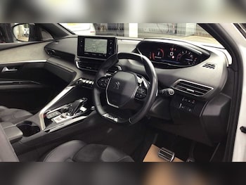 Used Peugeot 5008 2021 for sale - 77158345: Photo