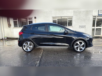 Used Ford Fiesta 2020 for sale - 77787020: Photo
