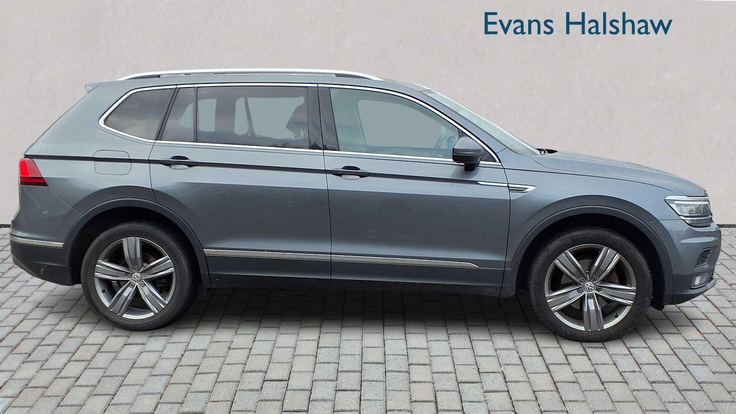 Used Volkswagen Tiguan Allspace 2021 for sale - 76916105: Photo 2