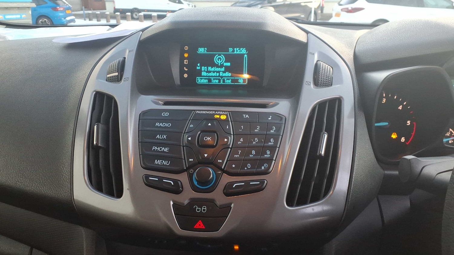 Used Ford Grand Tourneo Connect 2018 for sale - 76929037: Photo 9