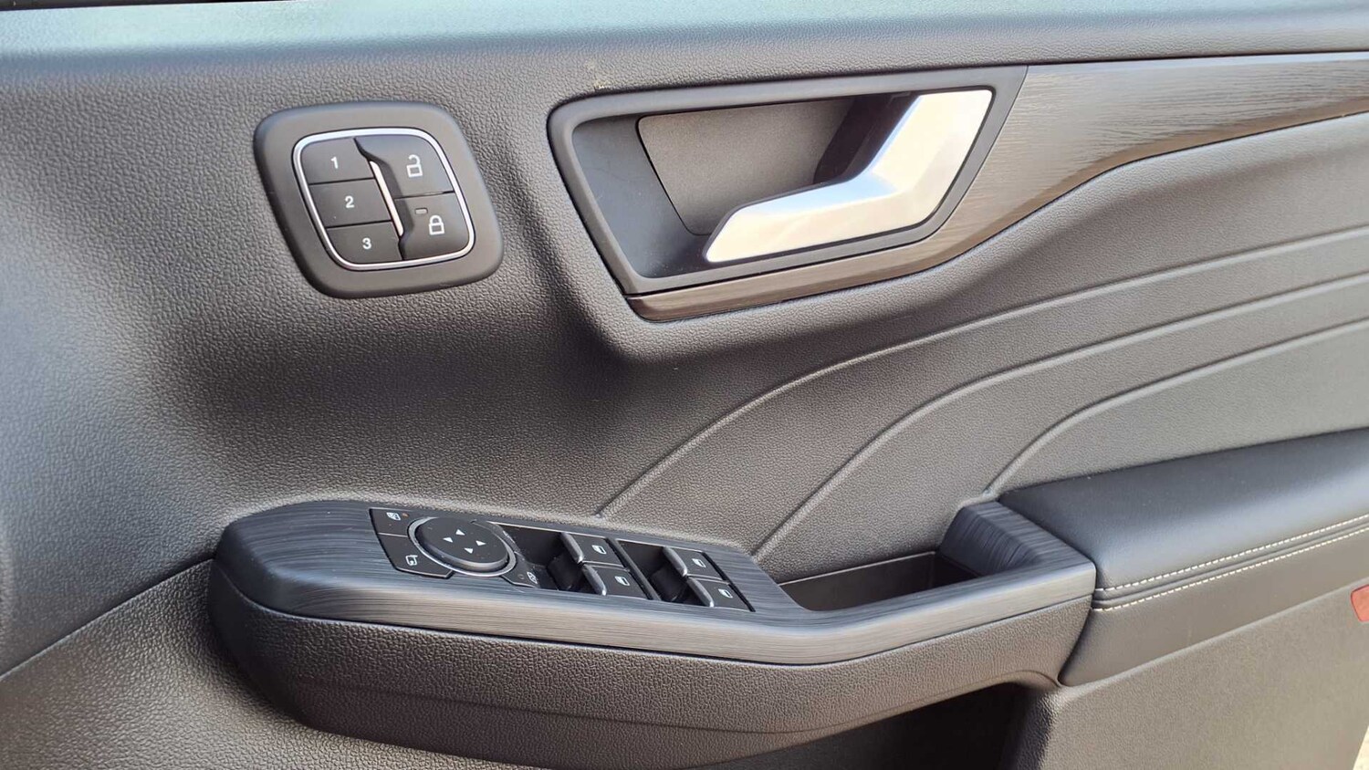 Used Ford Kuga for sale - 77674636: Photo 26