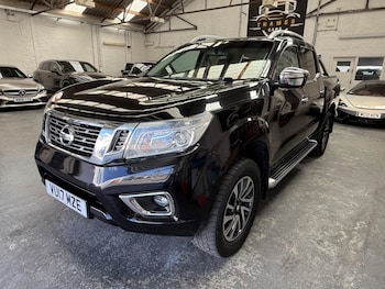 Used Nissan Navara 2017 for sale - 79483792: Photo