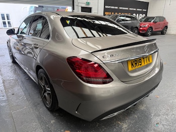 Used Mercedes-Benz C Class 2019 for sale - 79425956: Photo