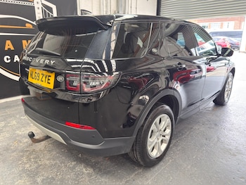 Used Land Rover Discovery Sport 2019 for sale - 79426069: Photo