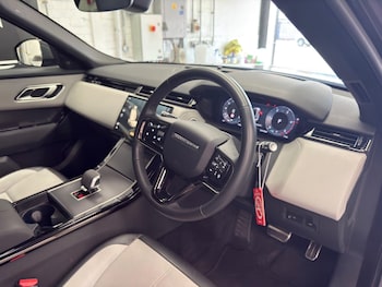 Used Land Rover Range Rover Velar 2024 for sale - 79236121: Photo