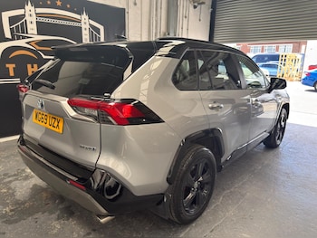 Used Toyota RAV4 2020 for sale - 79532761: Photo