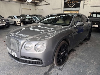 Used Bentley Flying Spur 2017 for sale - 79106871: Photo