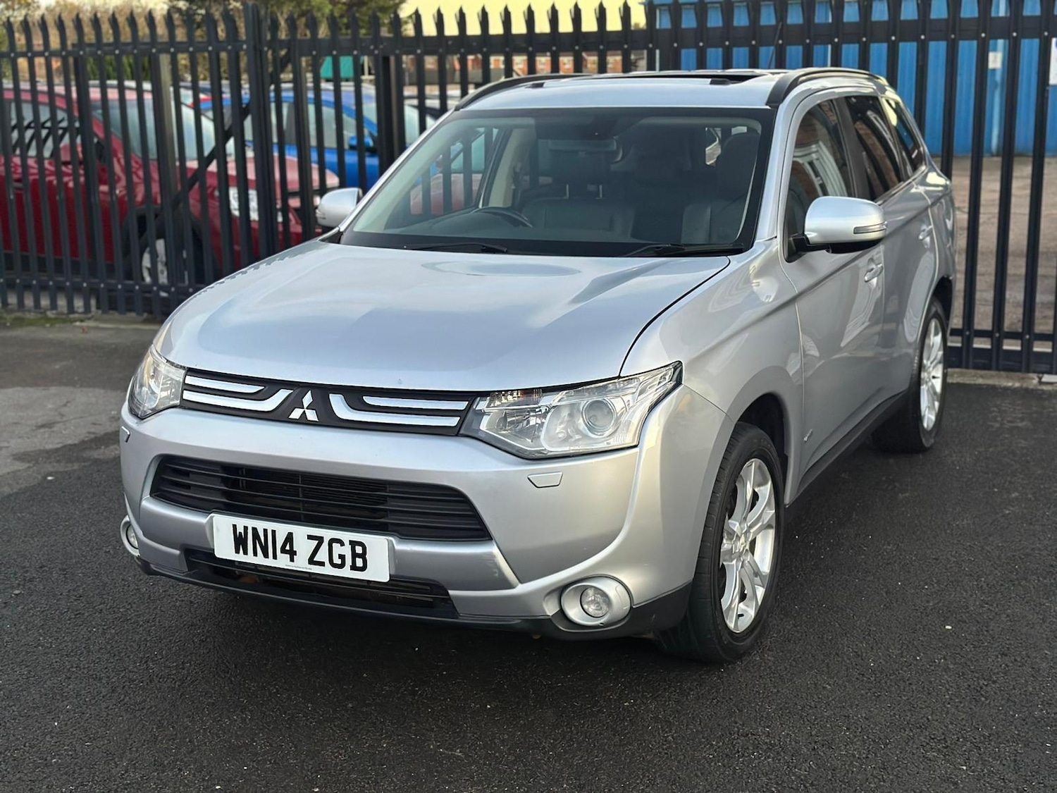 Used Mitsubishi Outlander 2014 for sale - 76572006: Photo 3