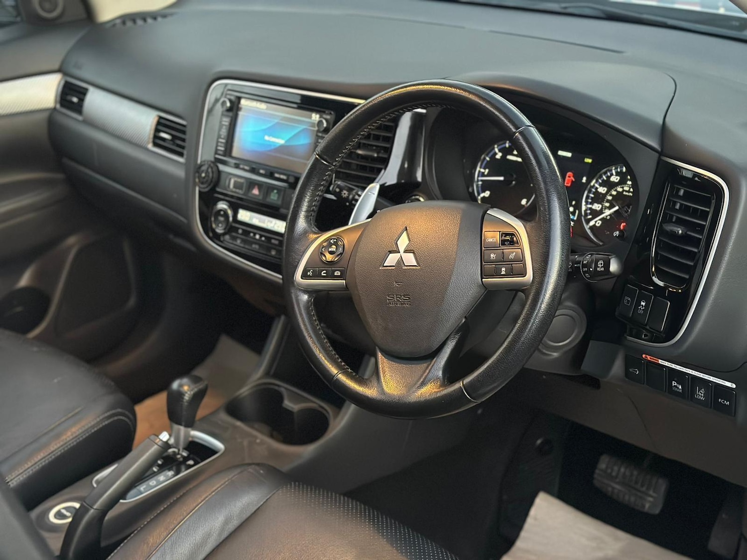 Used Mitsubishi Outlander 2014 for sale - 76572006: Photo 8