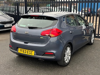 Used Kia Ceed 2013 for sale - 77710116: Photo