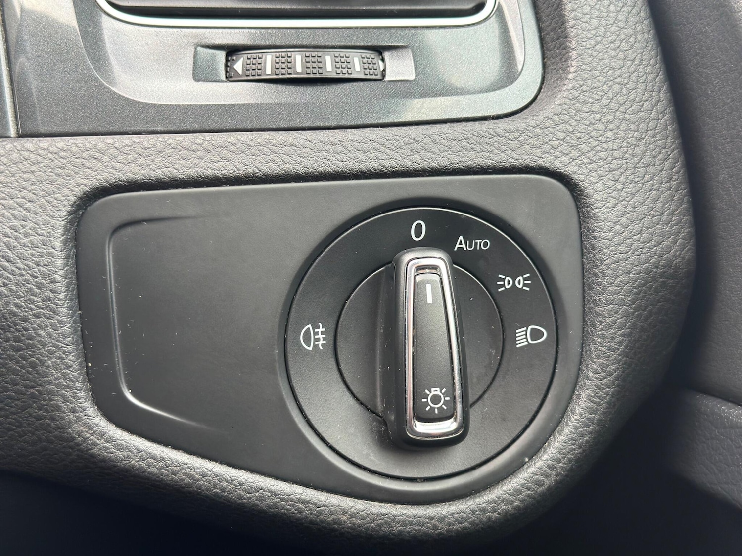 Used Volkswagen Golf 2018 for sale - 78047645: Photo 24