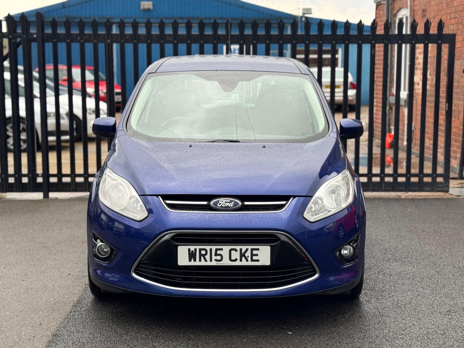 Used Ford Grand C-Max 2015 for sale - 76549448: Photo 2