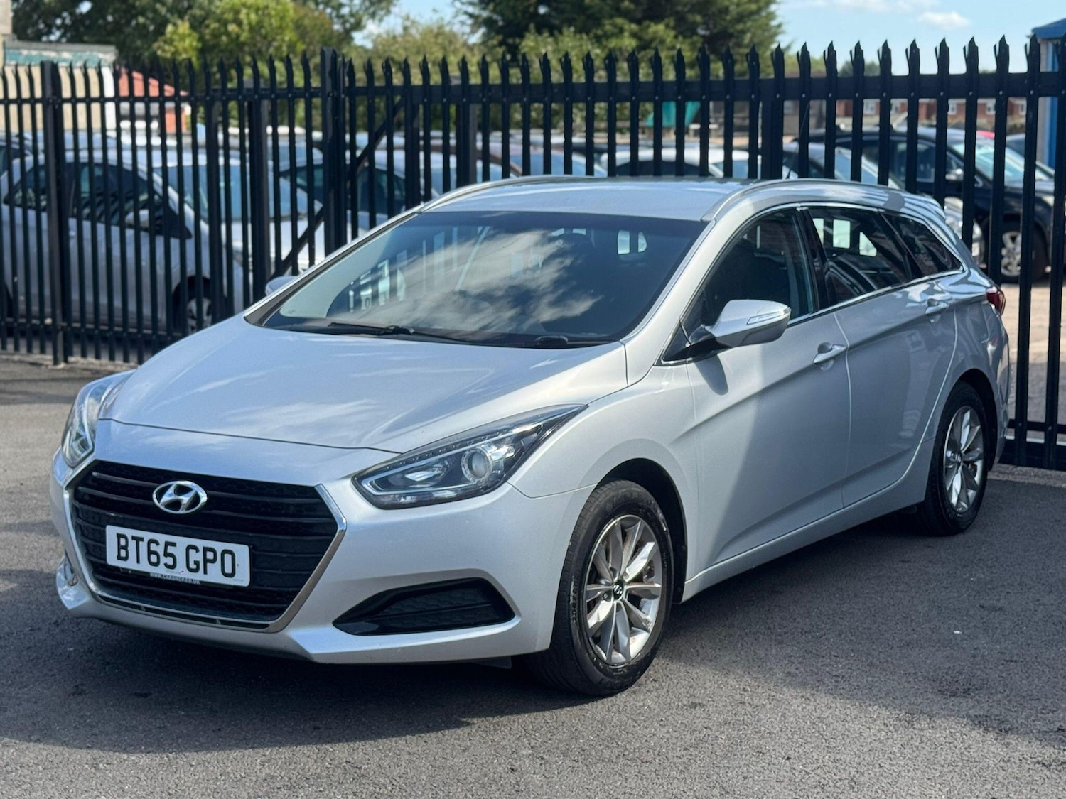 Used Hyundai i40 2015 for sale - 76550599: Photo 3