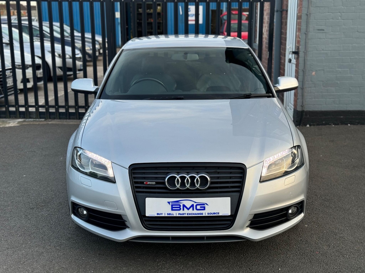 Used Audi A3 2011 for sale - 78157152: Photo 2