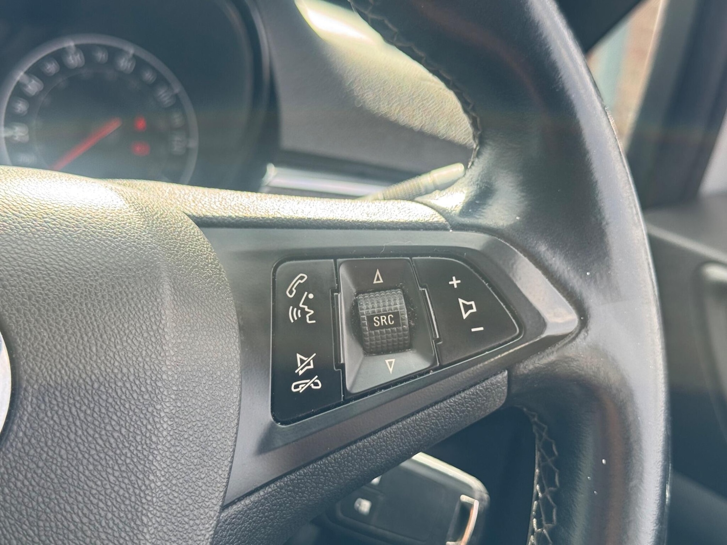 Used Vauxhall Corsa 2015 for sale - 76550258: Photo 10