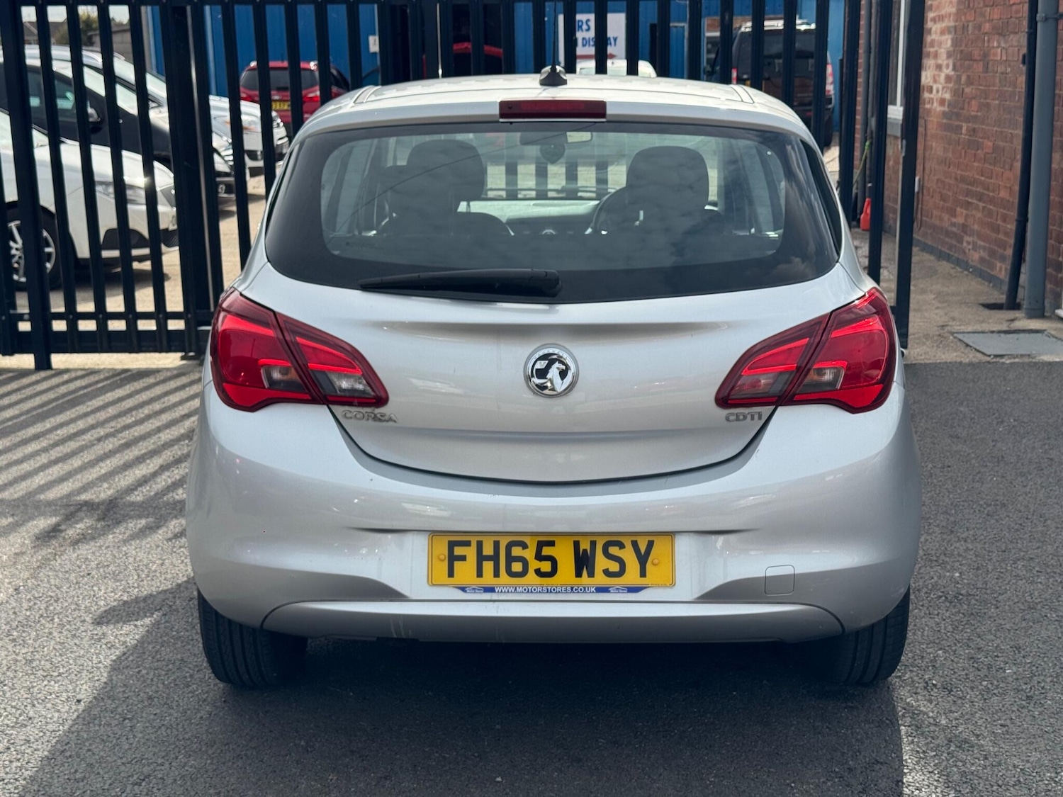 Used Vauxhall Corsa 2015 for sale - 76550258: Photo 5