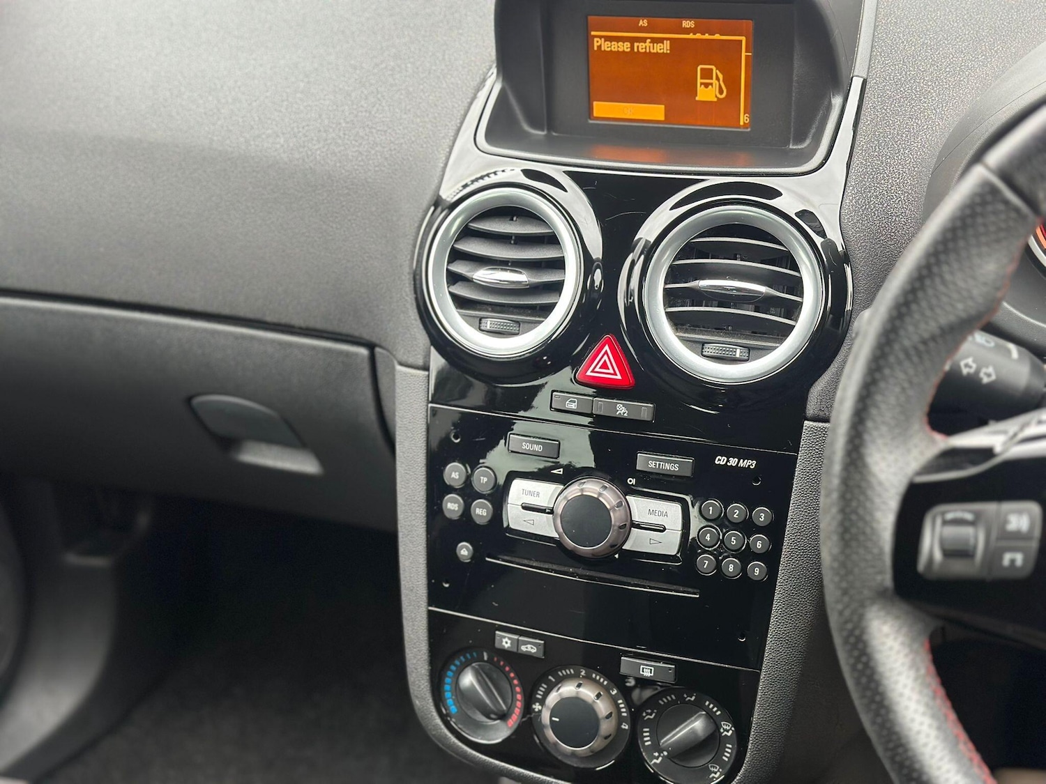 Used Vauxhall Corsa 2013 for sale - 76572873: Photo 12