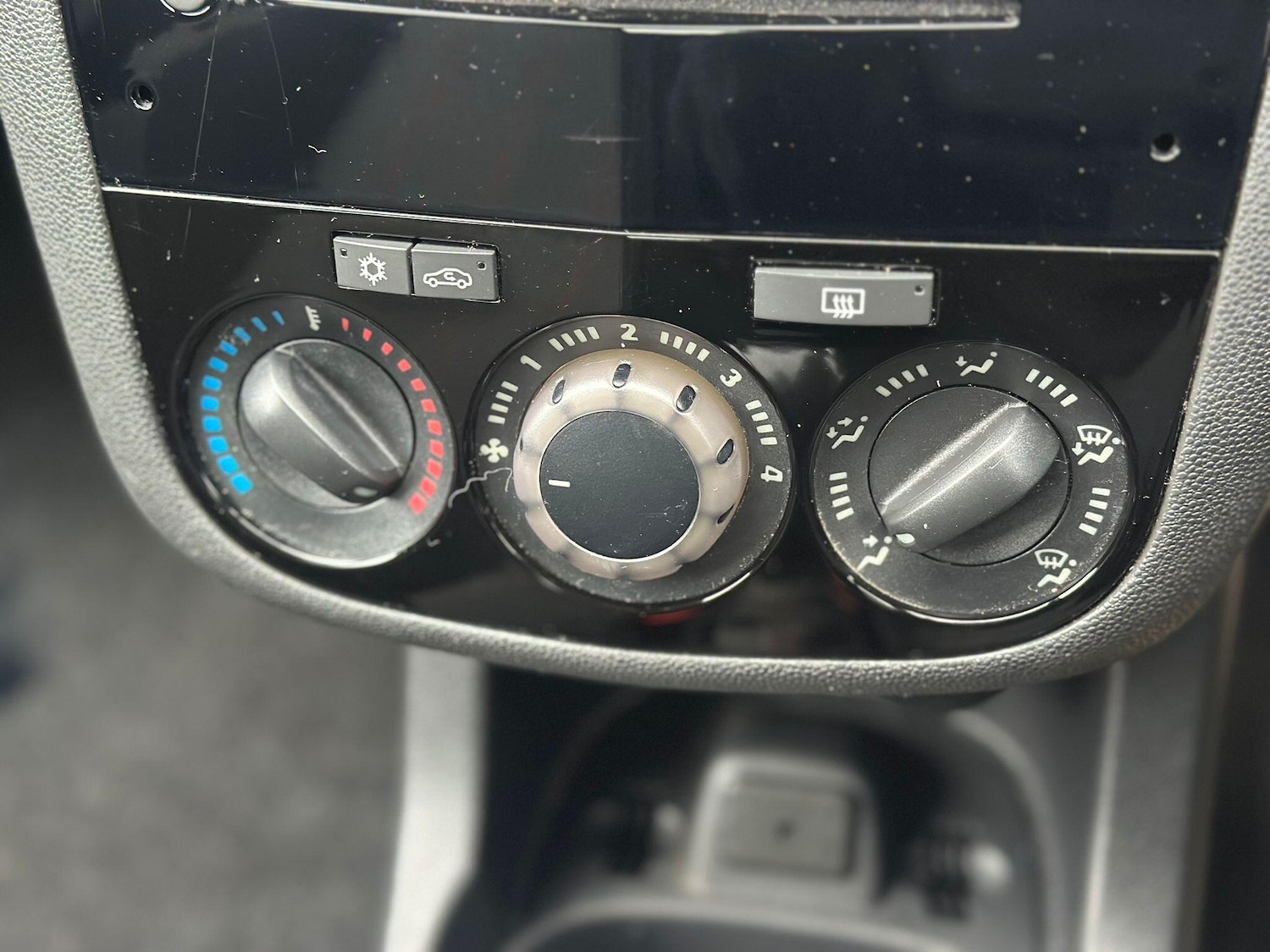 Used Vauxhall Corsa 2013 for sale - 76572873: Photo 15