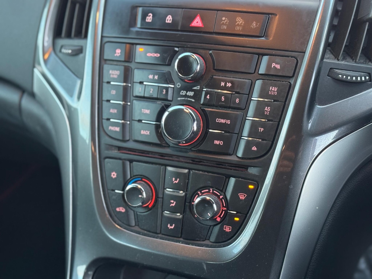 Used Vauxhall Astra 2013 for sale - 77255400: Photo 15