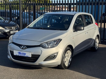 Used Hyundai i20 2013 for sale - 78448709: Photo