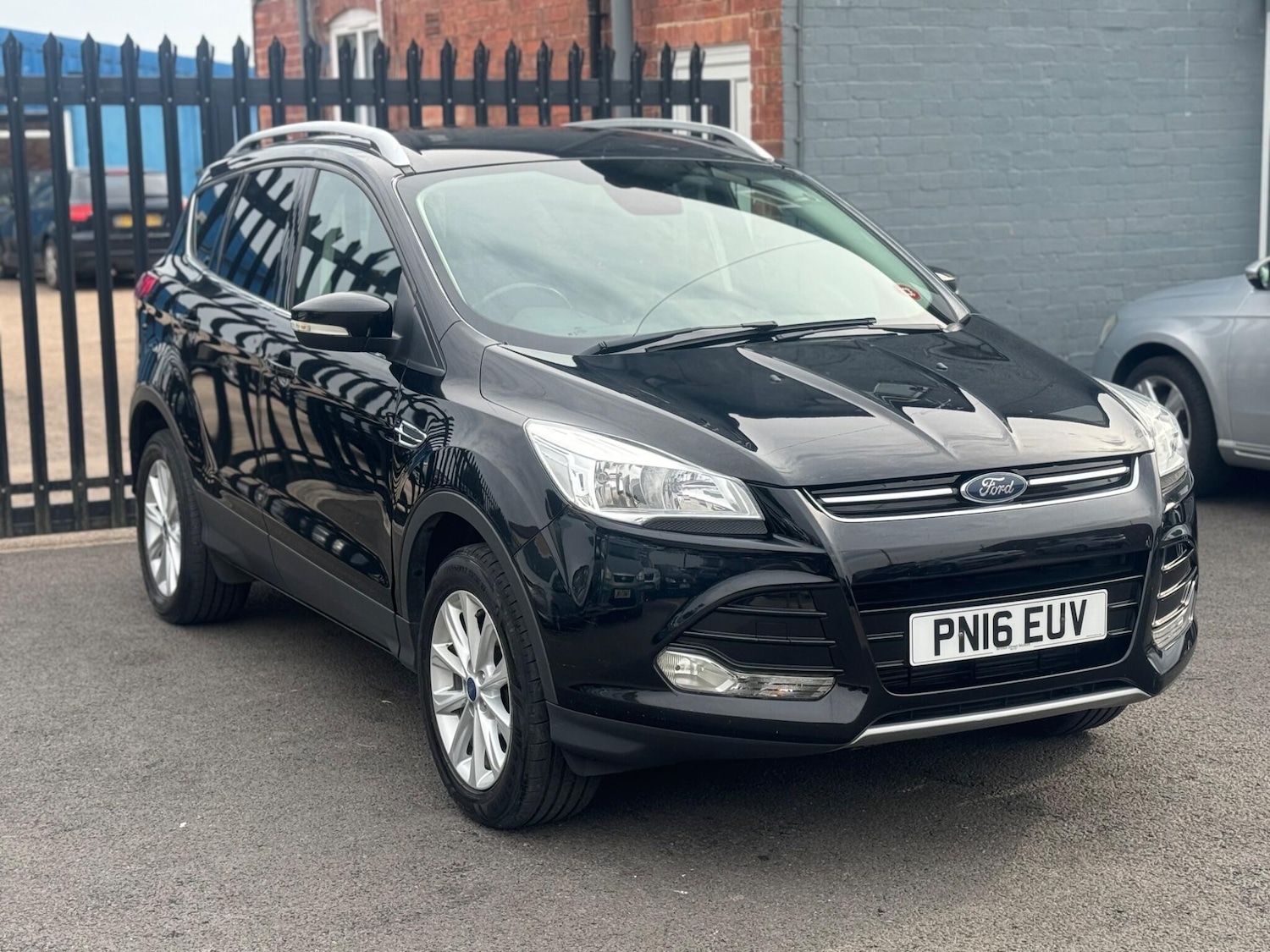 Used Ford Kuga 2016 for sale - 76551145: Photo 1