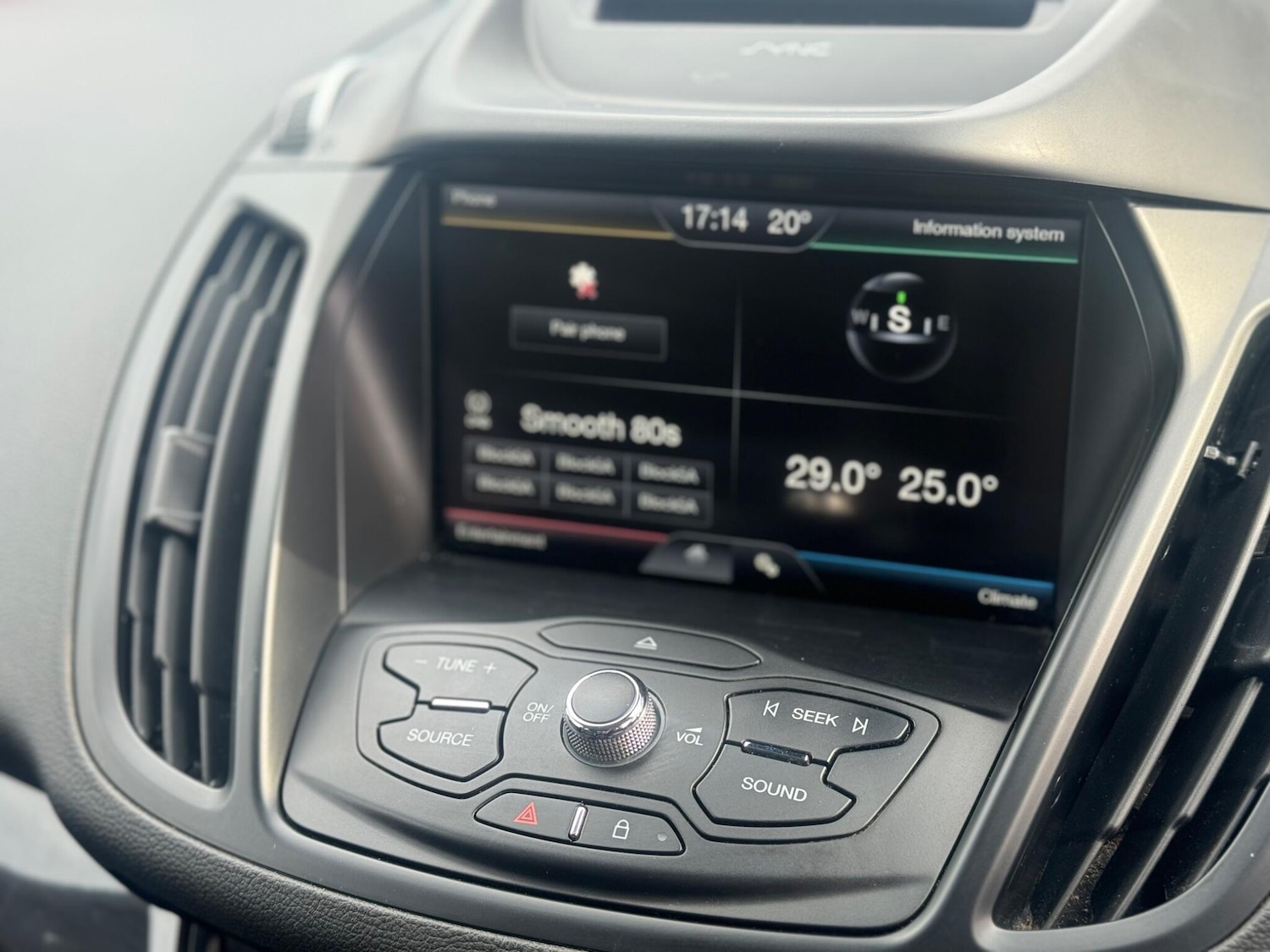 Used Ford Kuga 2016 for sale - 76551145: Photo 12