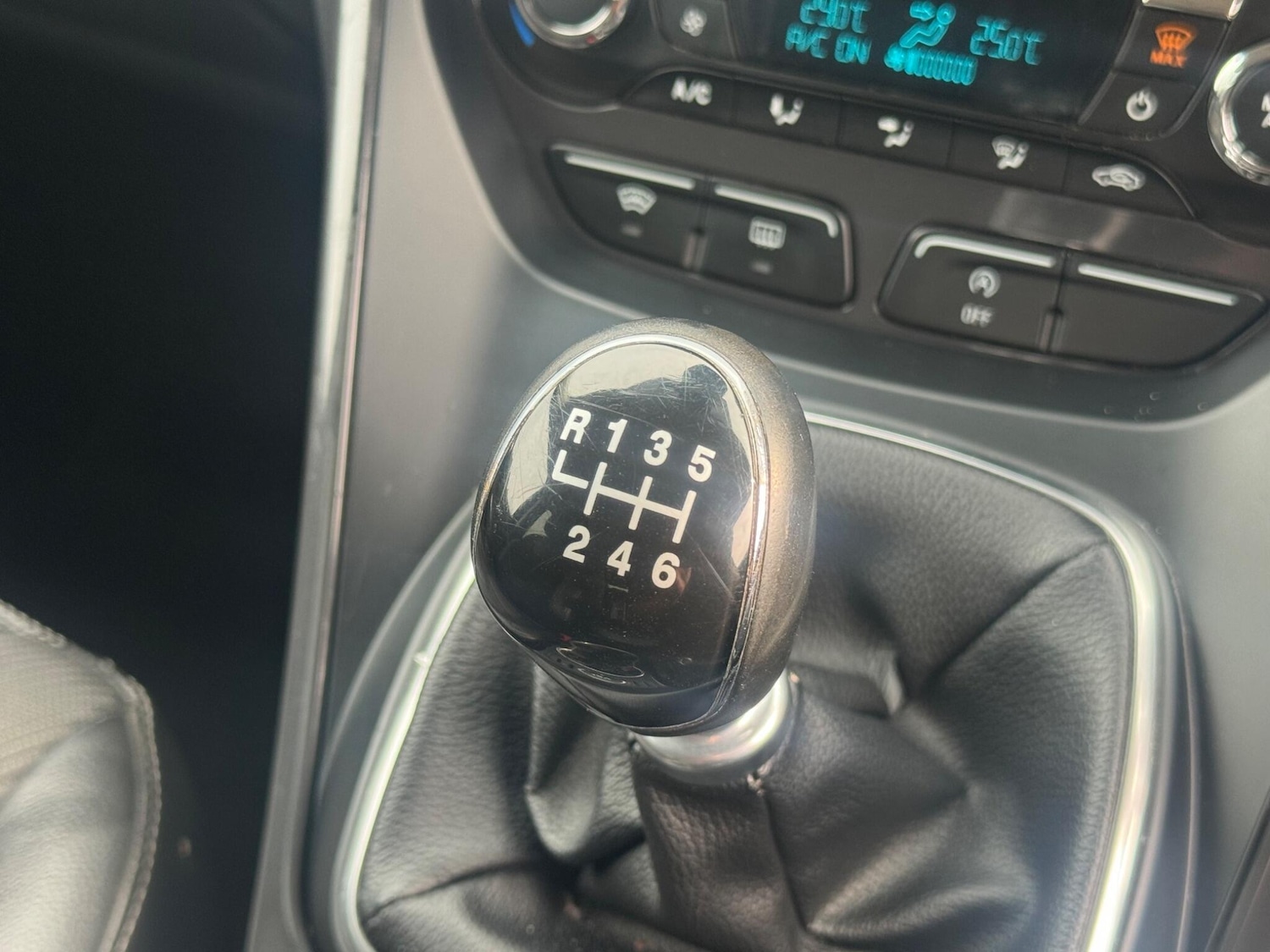 Used Ford Kuga 2016 for sale - 76551145: Photo 16