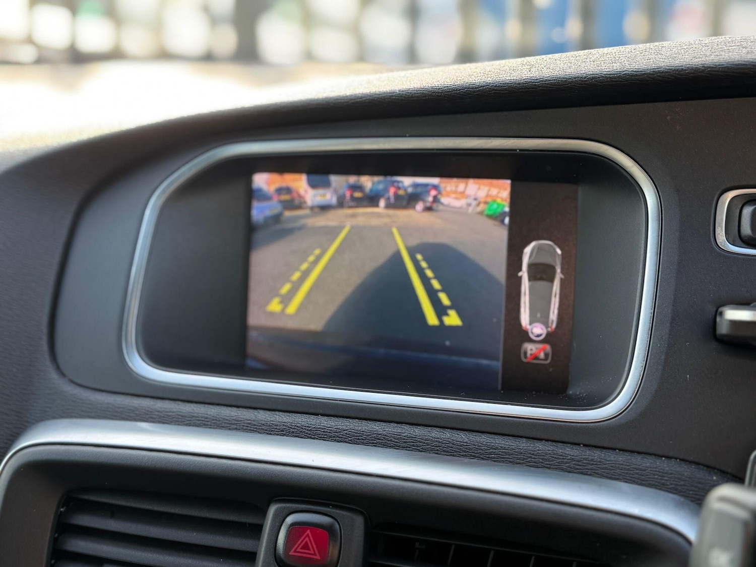 Used Volvo V40 2019 for sale - 77657491: Photo 11