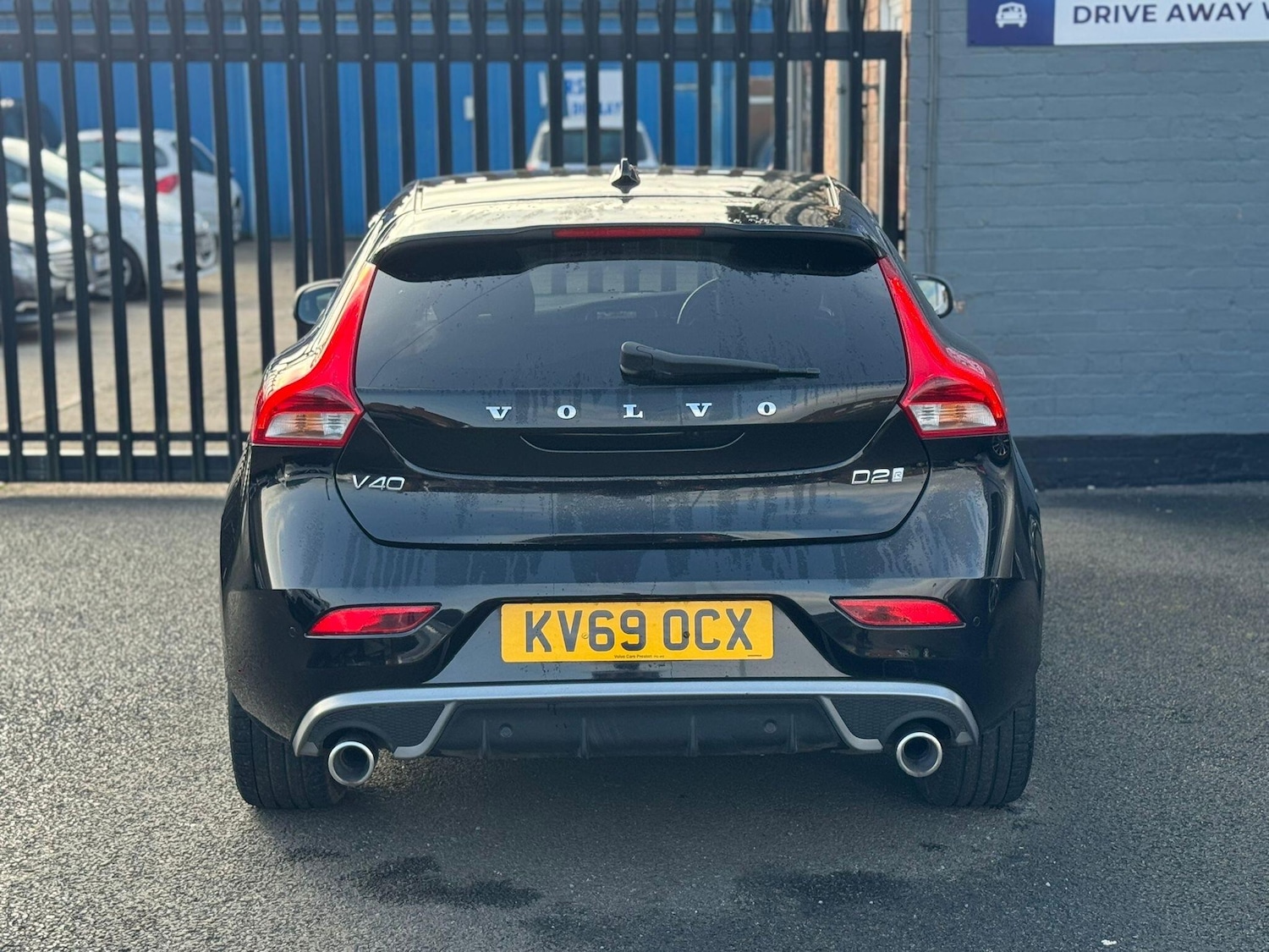 Used Volvo V40 2019 for sale - 77657491: Photo 5