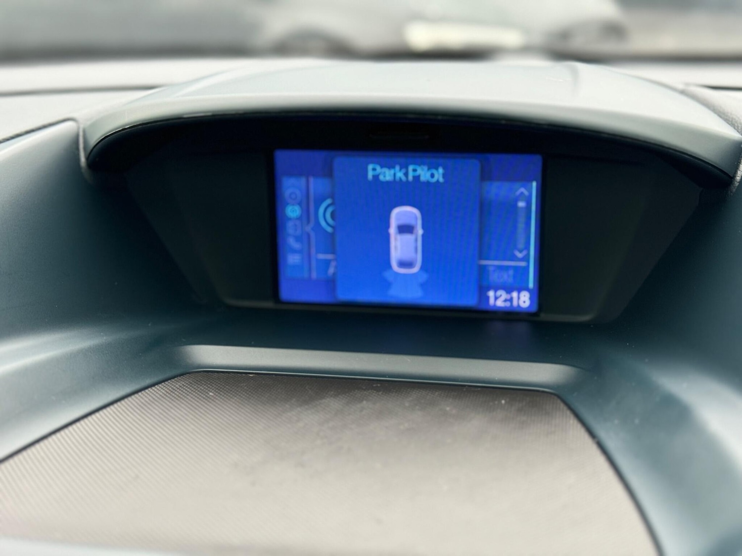 Used Ford Grand C-Max 2011 for sale - 76865482: Photo 18